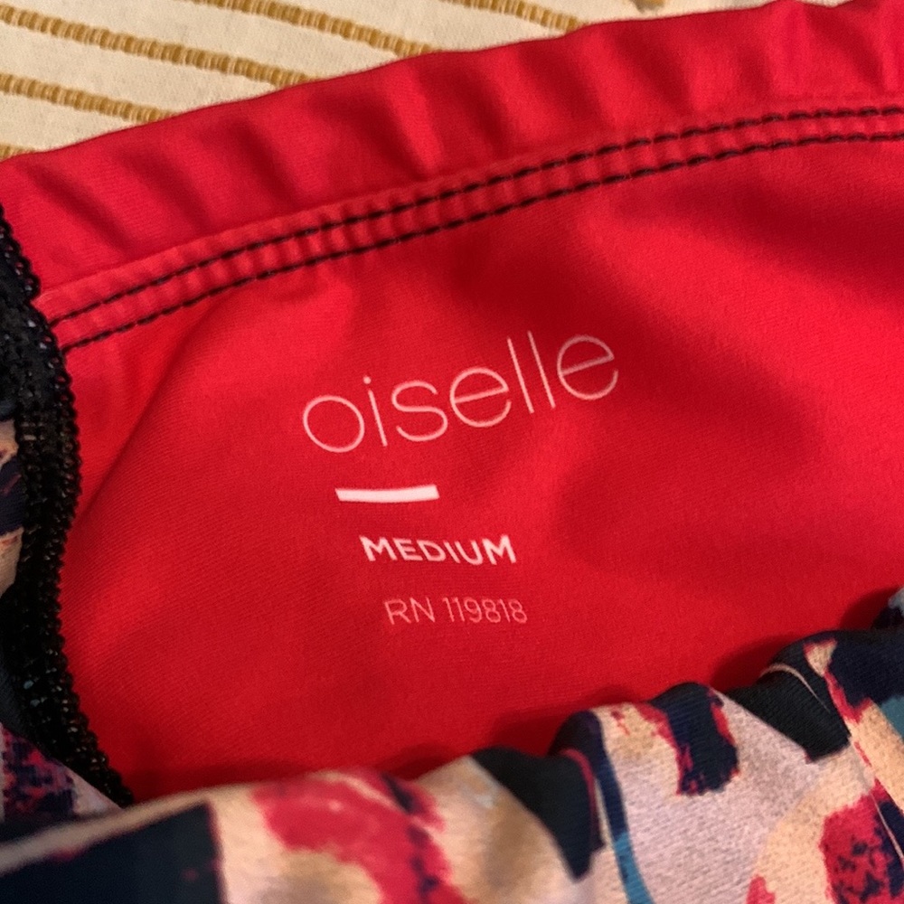 Oiselle - Rear Window Spando, Medium - Picture 2 of 5